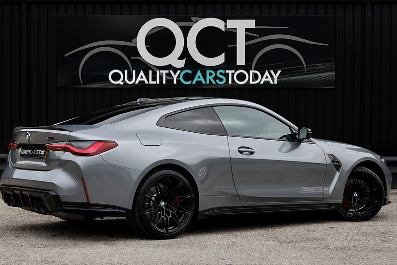 BMW M4 Competition 1 Owner + Ultimate Pack + M Carbon Buckets + M Carbon Exterior Image 10
