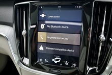 Volvo V60 D4 Inscription Pro Xenium Pack + Pano Roof + 360 Cams + Deployable Tow Bar - Thumb 18