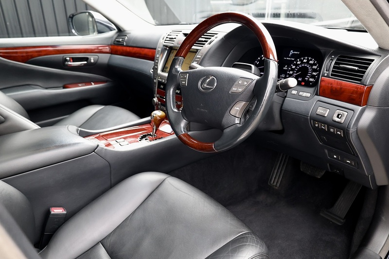 Lexus LS 600h L RSR Rear Seat Relaxation Pack + Huge Specification Image 2