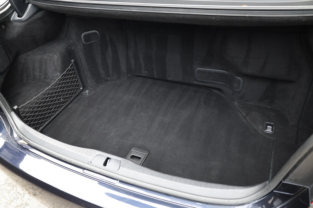 Lexus LS 600h L RSR Rear Seat Relaxation Pack + Huge Specification - Large 22