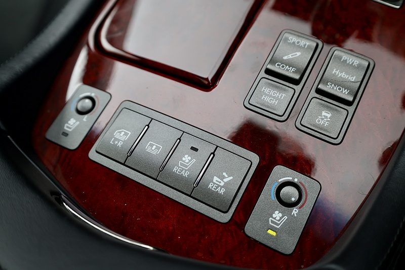 Lexus LS 600h L RSR Rear Seat Relaxation Pack + Huge Specification Image 27