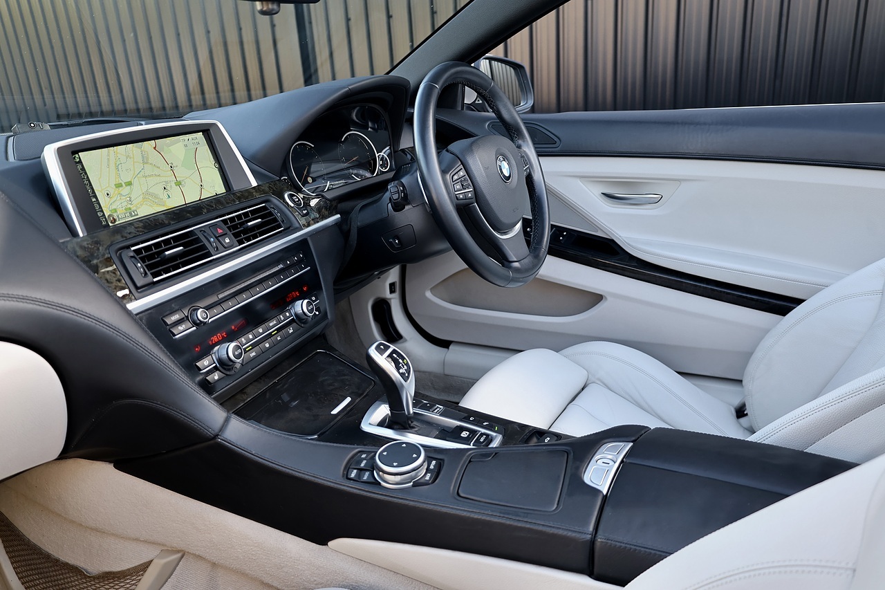 BMW 640d SE Convertible 1 Former keeper + Highest Specification We Have Seen* - Large 7