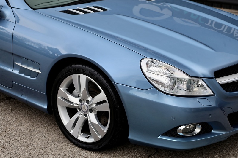 Mercedes-Benz SL 350 2 Former Keepers + Just Serviced by MB + Very Rare Spec Image 22