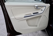 Volvo XC60 D5 SE Lux Nav Rare Specification + Low Mileage + Full Service History - Thumb 38