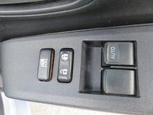 Toyota Yaris VVT-i T2 - Thumb 8