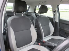 SKODA Fabia SE - Thumb 7
