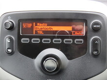 Toyota AYGO VVT-i x-play - Thumb 10