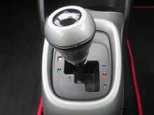 Toyota AYGO VVT-i x-play - Thumb 12
