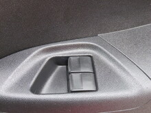 Toyota AYGO VVT-i x-play - Thumb 13