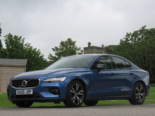 Volvo S60 T5 R-Design Plus - Thumb 5