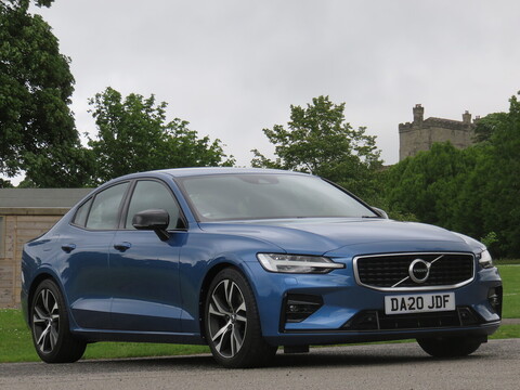 T5 R-Design Plus Saloon 2.0 Automatic Petrol