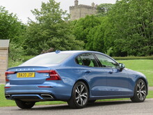 Volvo S60 T5 R-Design Plus - Thumb 4
