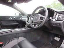 Volvo S60 T5 R-Design Plus - Thumb 6