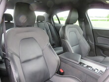 Volvo S60 T5 R-Design Plus - Thumb 8