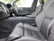 Volvo S60 T5 R-Design Plus - Thumb 17