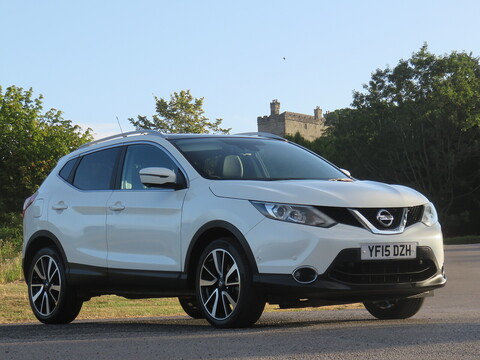 Nissan Qashqai dCi Tekna SUV 1.5 Manual Diesel