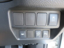 Nissan Qashqai dCi Tekna - Thumb 13