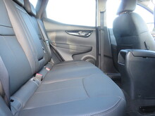 Nissan Qashqai dCi Tekna - Thumb 22