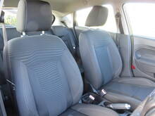 Ford Fiesta T EcoBoost Zetec - Thumb 8