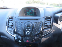 Ford Fiesta T EcoBoost Zetec - Thumb 12