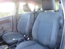 Ford Fiesta T EcoBoost Zetec - Thumb 13