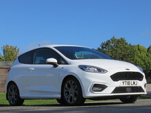 Ford Fiesta T EcoBoost ST-Line - Thumb 3