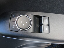 Ford Fiesta T EcoBoost ST-Line - Thumb 6