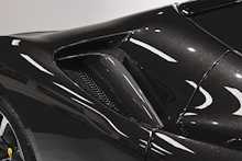 Ferrari SF90 Stradale T V8