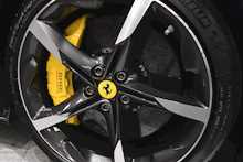 Ferrari SF90 Stradale T V8