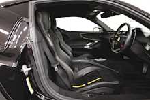 Ferrari SF90 Stradale T V8