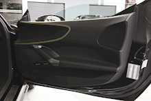 Ferrari SF90 Stradale T V8