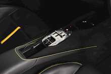 Ferrari SF90 Stradale T V8