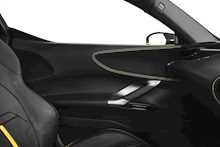 Ferrari SF90 Stradale T V8