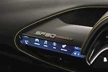 Ferrari SF90 Stradale T V8