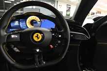 Ferrari SF90 Stradale T V8