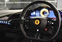 Ferrari SF90 Stradale T V8