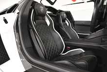 Lamborghini Aventador V12 LP 740-4 S