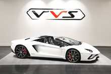 Lamborghini Aventador V12 LP 740-4 S