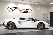 Lamborghini Aventador V12 LP 740-4 S