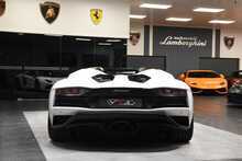 Lamborghini Aventador V12 LP 740-4 S