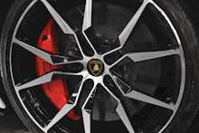 Lamborghini Aventador V12 LP 740-4 S