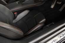 Lamborghini Aventador V12 LP 700-4