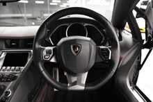 Lamborghini Aventador V12 LP 700-4