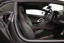 Lamborghini Aventador V12 LP 700-4
