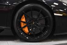 Lamborghini Aventador V12 LP 700-4