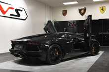 Lamborghini Aventador V12 LP 700-4
