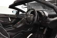 Lamborghini Aventador V12 LP 750-4 Superveloce