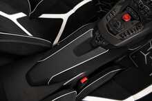 Lamborghini Aventador V12 LP 750-4 Superveloce