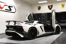 Lamborghini Aventador V12 LP 750-4 Superveloce