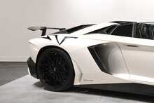 Lamborghini Aventador V12 LP 750-4 Superveloce